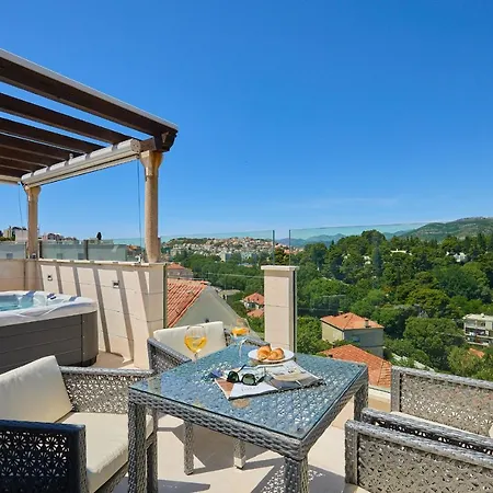 Hedera Estate, Hedera A42 Apartman *