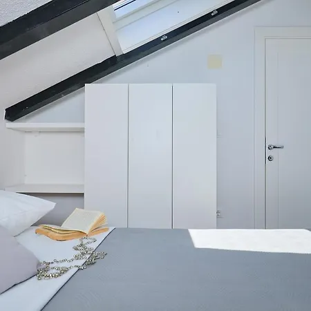 Hedera Estate, Hedera A42 Dubrovnik