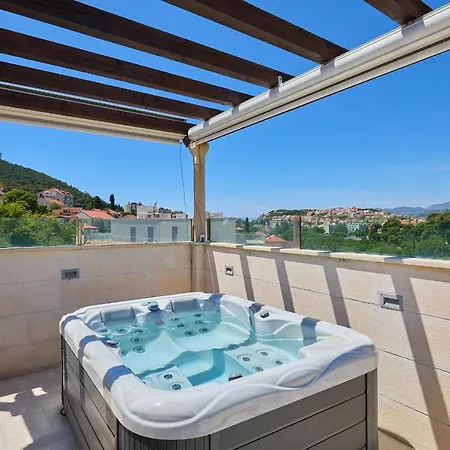 Hedera Estate, Hedera A42 Dubrovnik