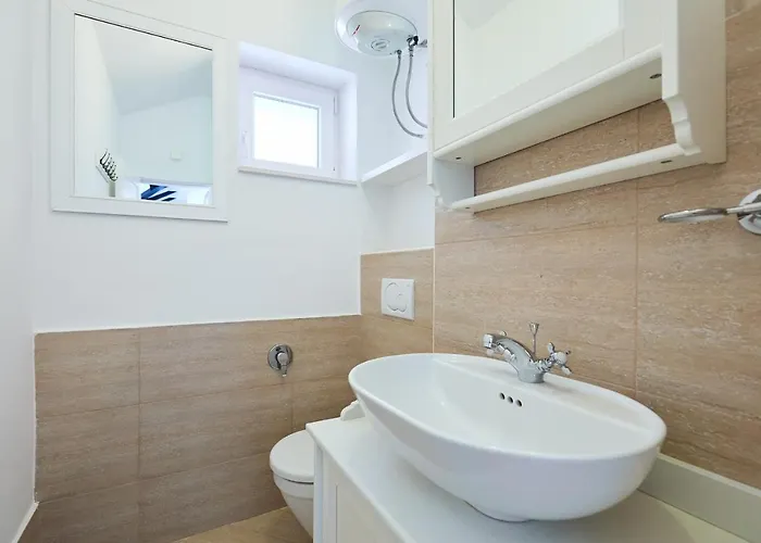 Hedera Estate, Hedera A42 * Dubrovnik